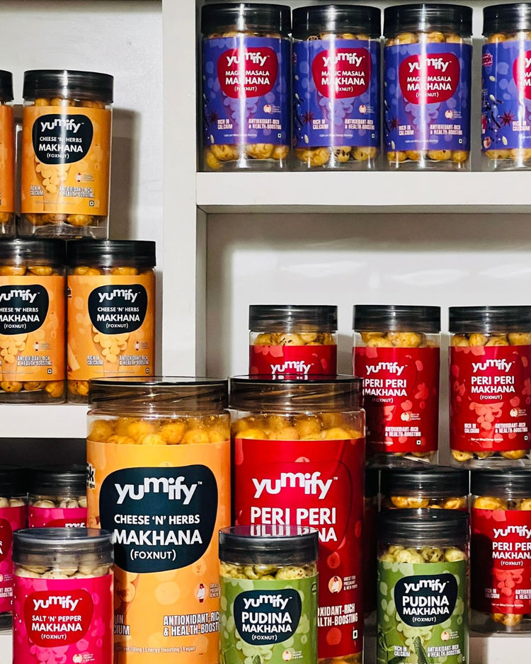 Yumify Makhana - A bowl of crispy, flavorful makhanas in various flavors like Peri Peri, Barbecue, and Raw, perfect for healthy snacking anytime, anywhere.